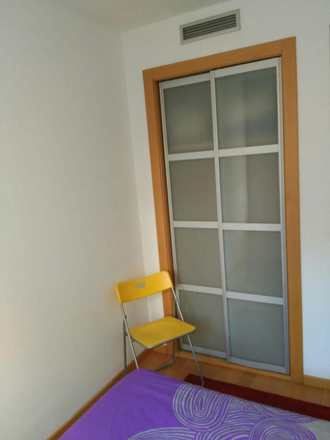 Stylish Flat, 2 Bathrooms And Swimming Pool, Next To The Beach! Sant Adria de Besos Bagian luar foto